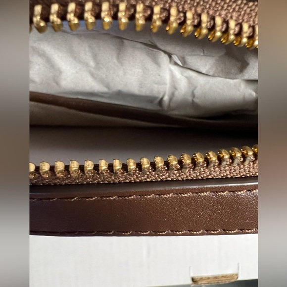 Tory Burch McGraw Woven Plaid Camera Bag - Picture 9 of 9